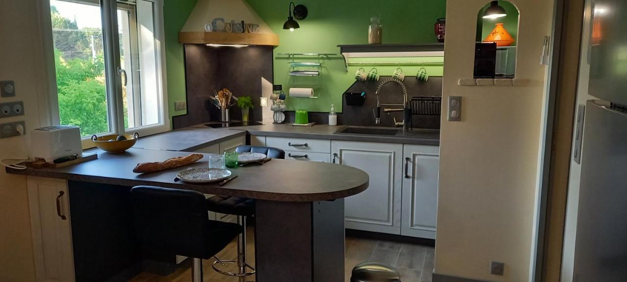 Logement Lumineux, Entierement Renove Avec Jardin Caumont-sur-Durance 외부 사진
